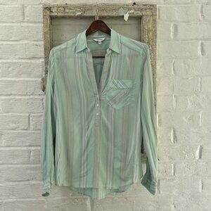 🔴Express Womens Size XS Blouse Popover Mint Green Pinstriped Long Sleeve V-Neck